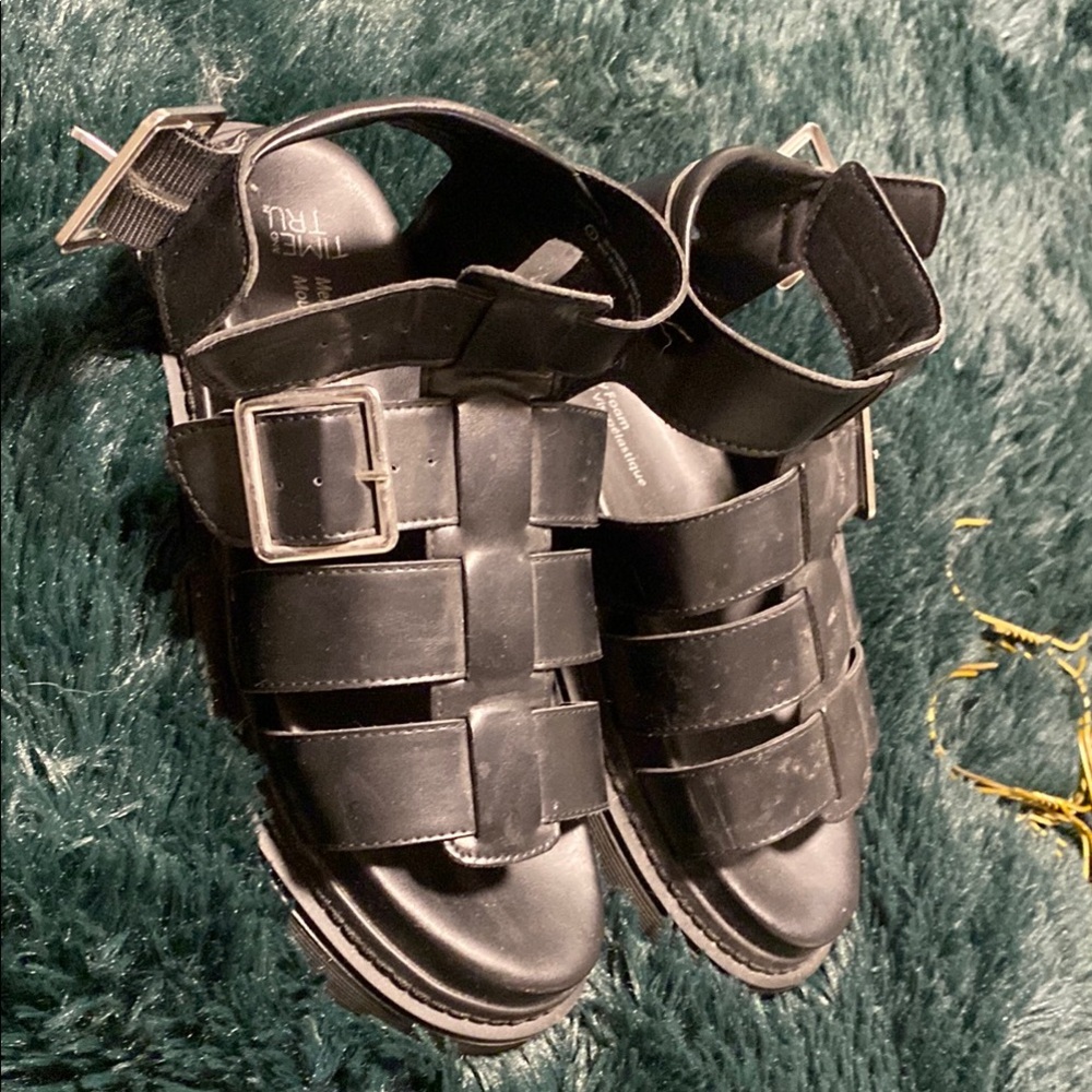 Time and Tru Black Leather Sandals